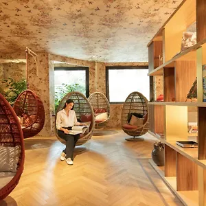 Qc Porta Romana 4* Milano